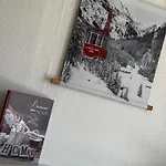 Le Modern & Mountain 2 Etoiles * سانت لاري سولون
