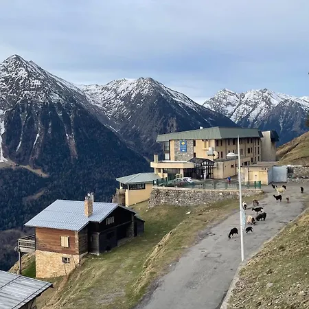 Le Modern & Mountain 2 Etoiles Apartment