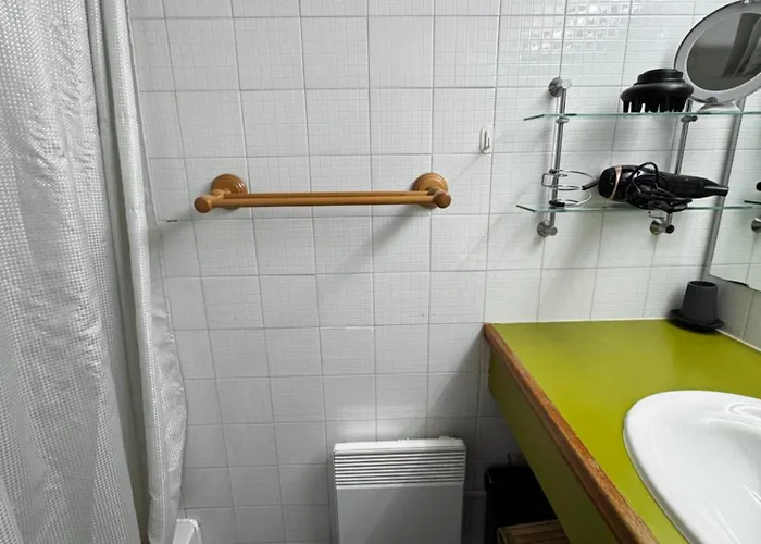 Le Modern & Mountain 2 Etoiles *