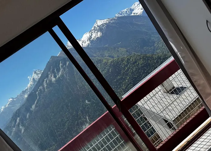 Le Modern & Mountain 2 Etoiles * Saint-Lary-Soulan